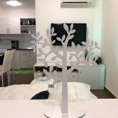 류블랴나 Modern Center Studio Under The Castle II Free Parking 아파트 외부 사진
