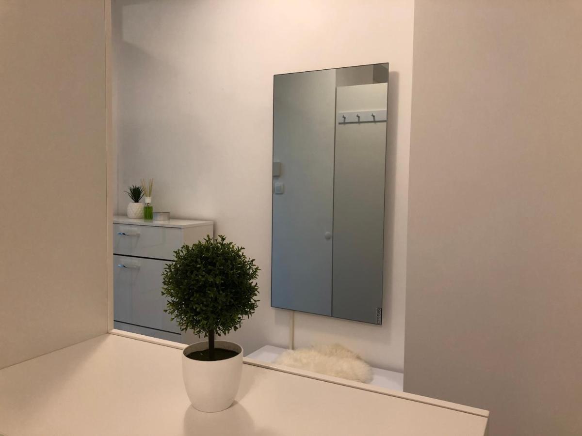류블랴나 Modern Center Studio Under The Castle II Free Parking 아파트 외부 사진