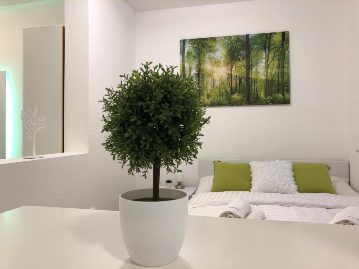 류블랴나 Modern Center Studio Under The Castle II Free Parking 아파트 외부 사진